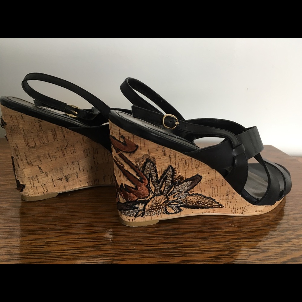 Wedge embellished sandals!